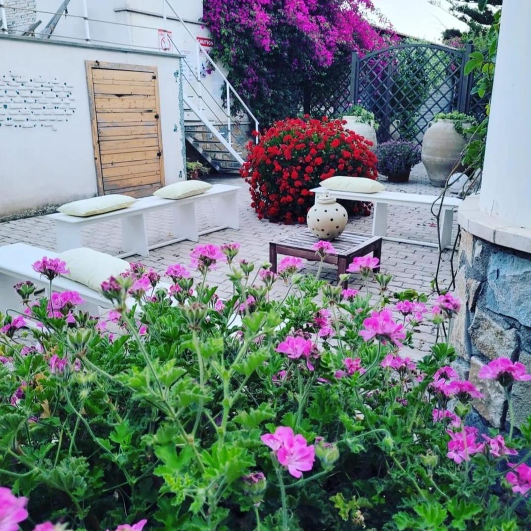 Pompei Suite Extérieur photo